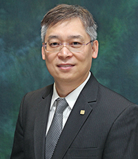 Dr Chi-Ho To